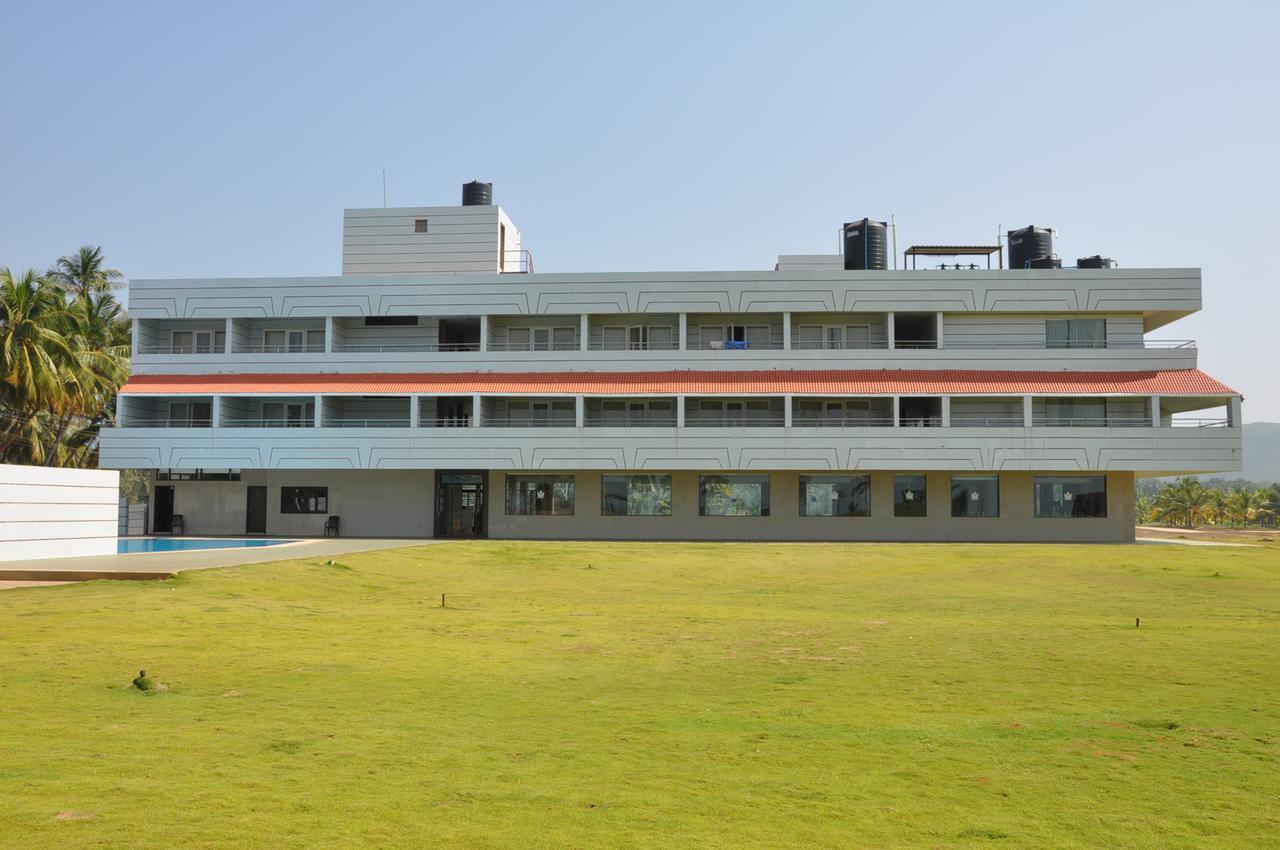 Māvalli Rns Golf Resort & Nature Cure Centre מראה חיצוני תמונה